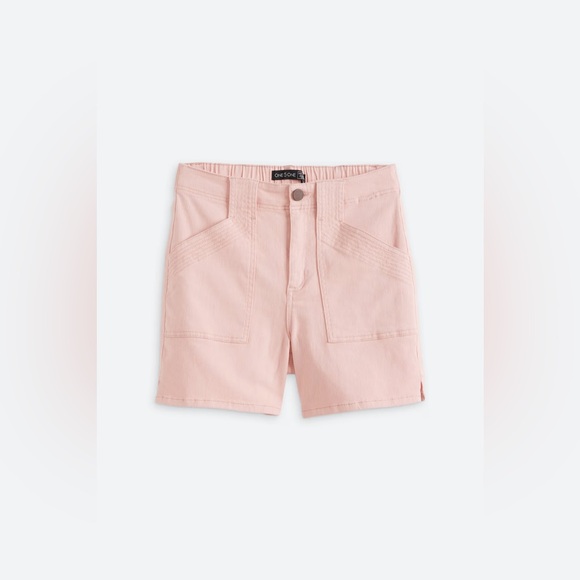 One5one Aniyah High Rise Cotton Shorts from Stitch Fix - Picture 5 of 14